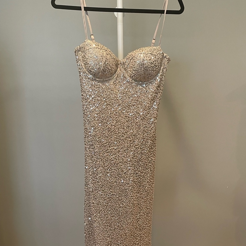Guess Gold Sequin Spaghetti Strap Prom Dress Size 6